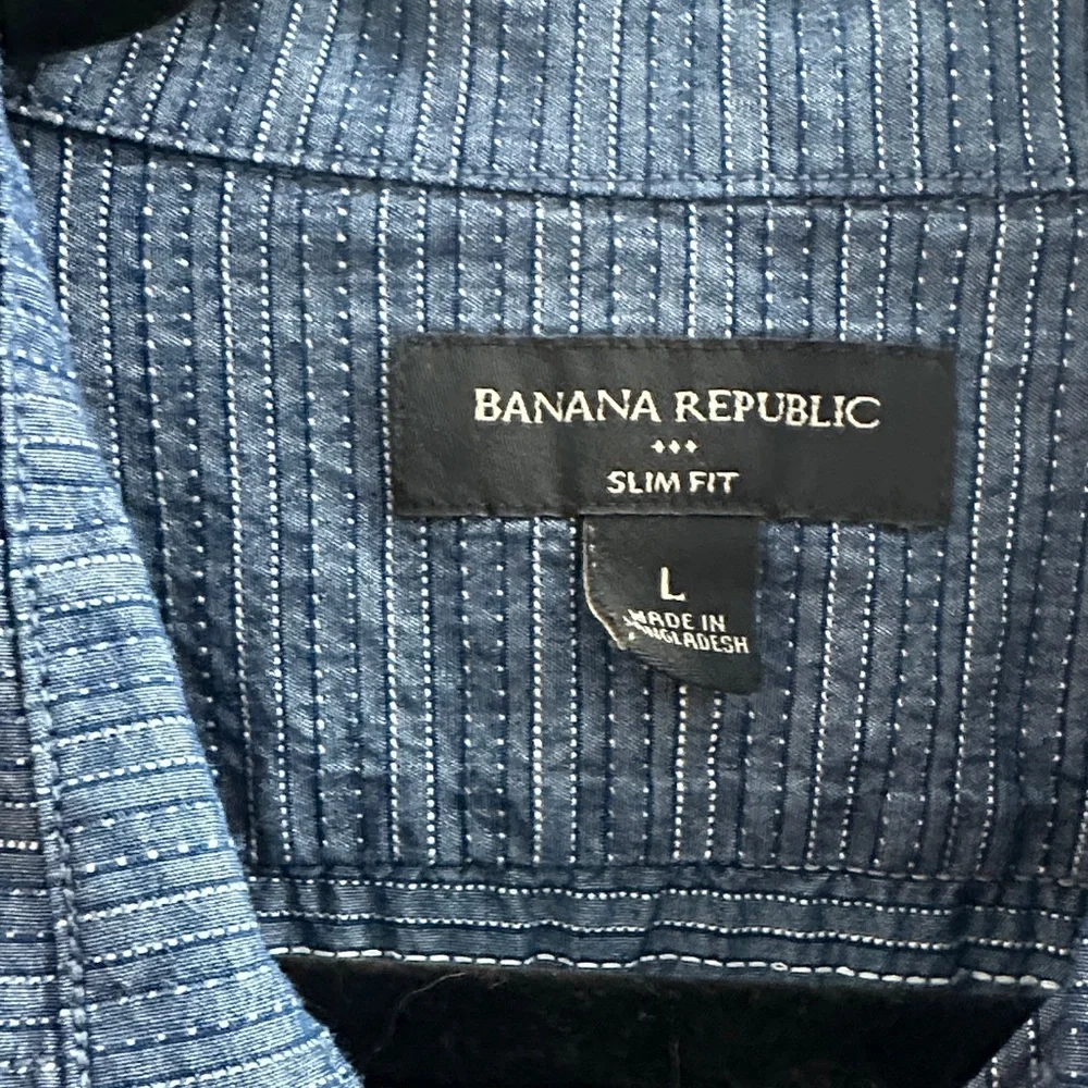 Banana Republic Navy Casual Button Down Shirt